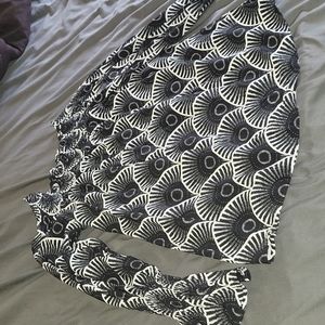 LEXBREEZY HAWAIIAN PRINT TOP